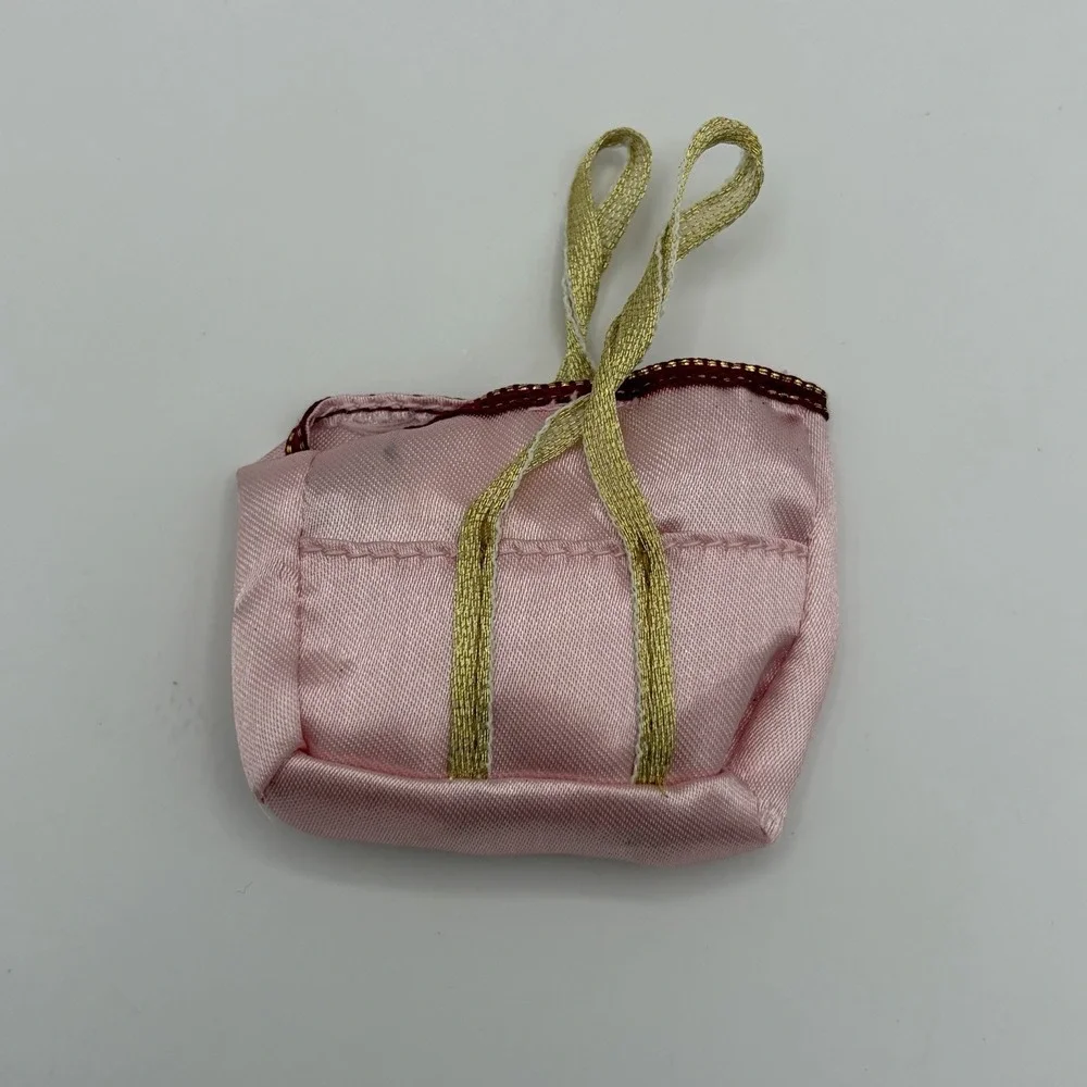 Bratz World Familiez Babysitter Cloe Replacement Purse‎ Only Accessory